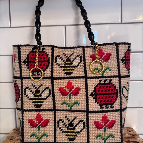 Handbags - Handcrafted Crochet Tote Bag with Floral and‎ Insect Design